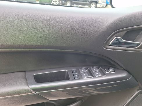 Used 2022 GMC Canyon AT4 AWD/4WD image 18