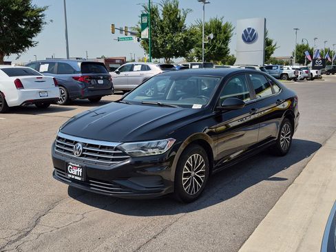 Used 2019 Volkswagen Jetta SE FWD image 10