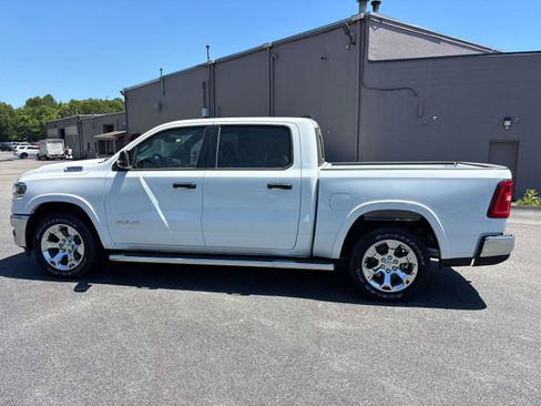 New 2026 RAM 1500 Big Horn AWD/4WD image 3