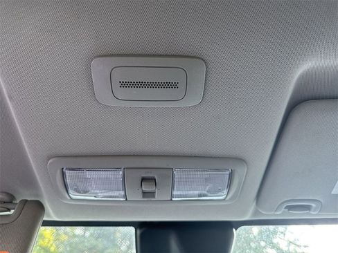 Used 2022 Nissan Frontier S w/ Technology Package image 19