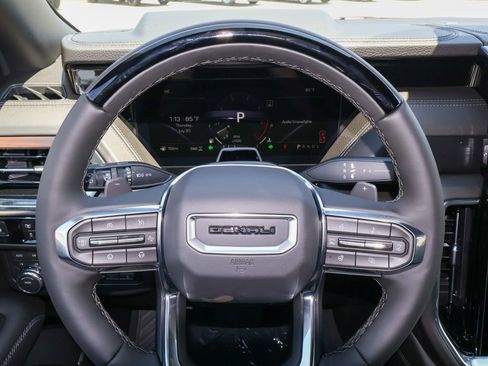 New 2026 GMC Yukon Denali w/ Advanced Technology Package AWD/4WD image 21