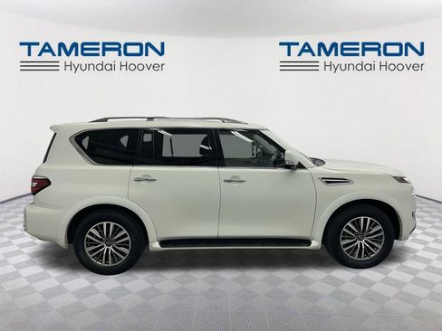Used 2023 Nissan Armada SL RWD image 6