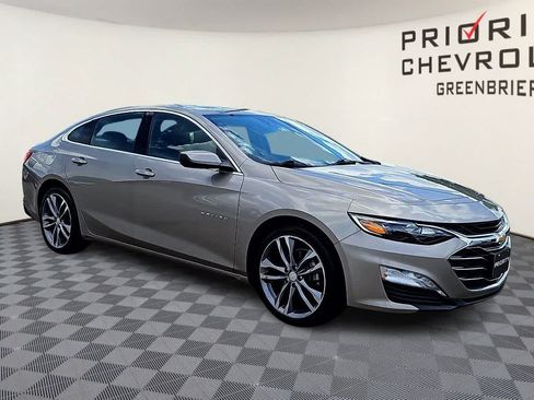 Used 2023 Chevrolet Malibu LT w/ Driver Confidence Package FWD image 2