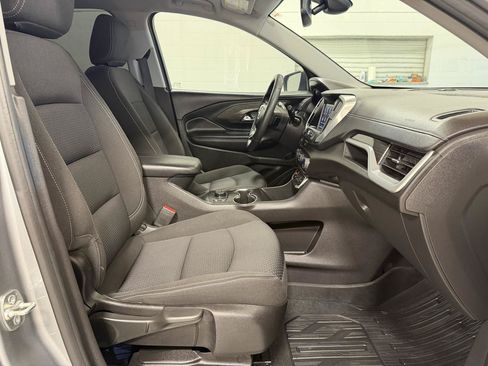 Used 2024 GMC Terrain SLE w/ Driver Convenience Package FWD image 26