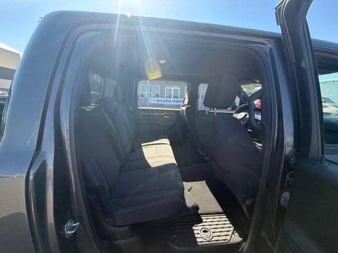 Used 2019 RAM 1500 Big Horn AWD/4WD image 12