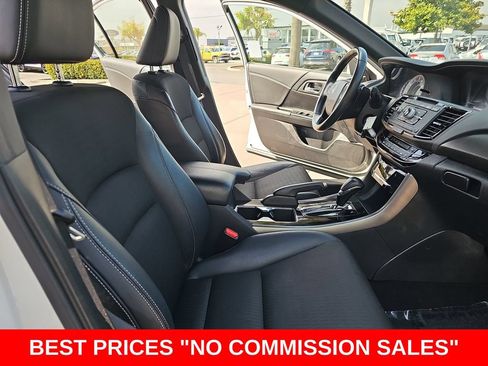 Used 2017 Honda Accord Sport image 10