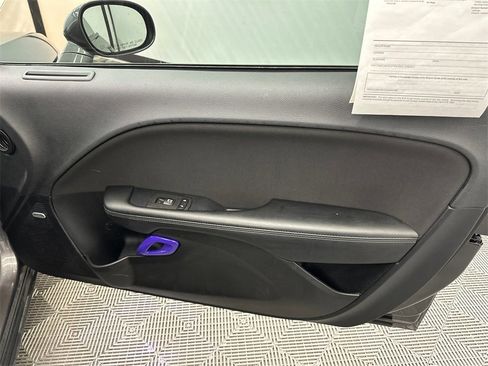 Used 2023 Dodge Challenger SXT w/ Blacktop Package image 15