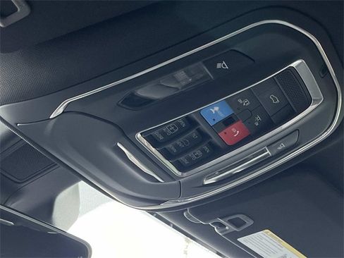 New 2025 Jeep Grand Cherokee Limited w/ Black Appearance Package image 29