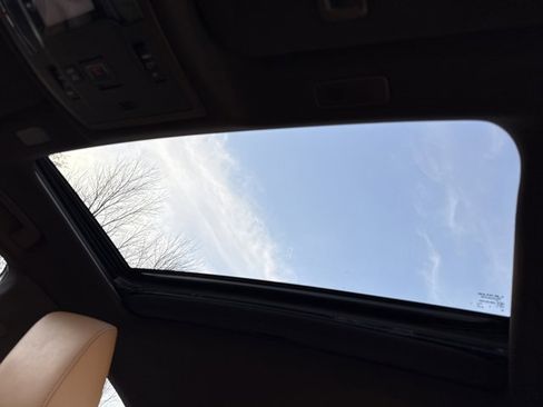 Used 2020 Lexus ES 350 w/ Premium Package image 28