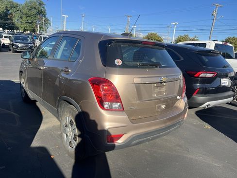Used 2018 Chevrolet Trax LS w/ LPO, Protection Package image 3