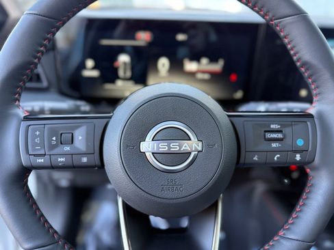 New 2026 Nissan Kicks SR w/ SR Premium Package image 32