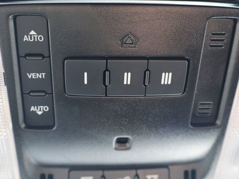 Used 2024 Dodge Durango R/T AWD/4WD image 30