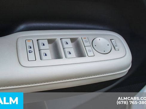 Used 2025 Hyundai Santa Fe SEL FWD image 42