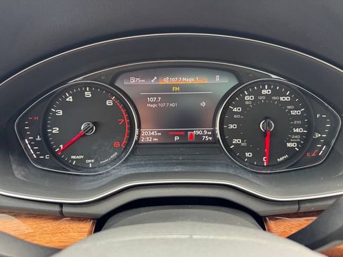 Used 2023 Audi Q5 2.0T Premium w/ Convenience Package AWD/4WD image 43