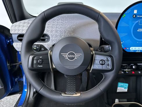 New 2026 MINI Cooper 4-Door Hardtop FWD image 16