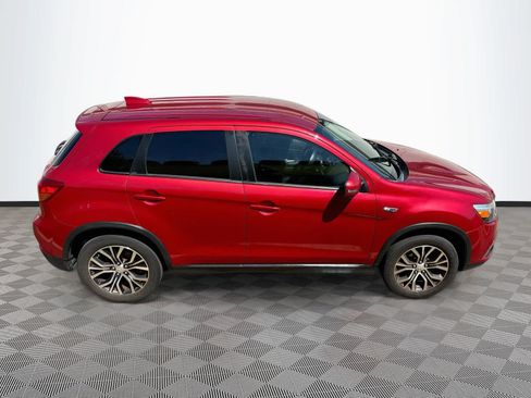 Used 2018 Mitsubishi Outlander Sport SE AWD/4WD image 4