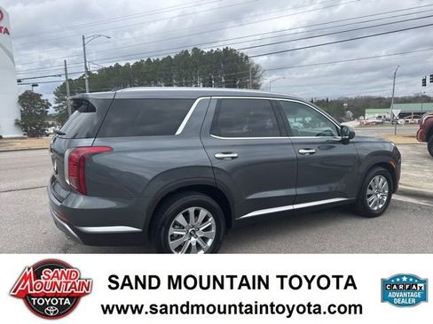 Used 2025 Hyundai Palisade SEL image 3