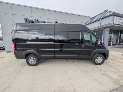 New 2026 RAM ProMaster 2500 image 4