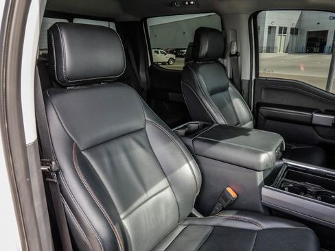 Used 2024 Ford F250 Lariat image 16