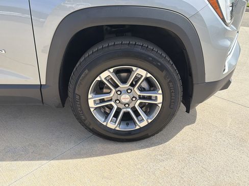 Used 2025 GMC Terrain Elevation image 13