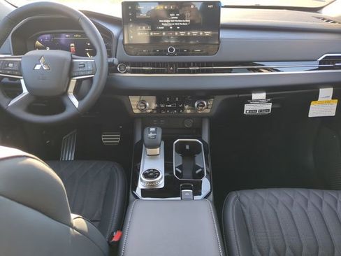 New 2026 Mitsubishi Outlander SEL FWD image 18