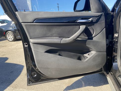 Used 2018 BMW X1 sDrive28i image 15