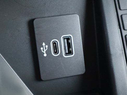 New 2025 Ford F150 Lariat w/ Equipment Group 502A High image 30