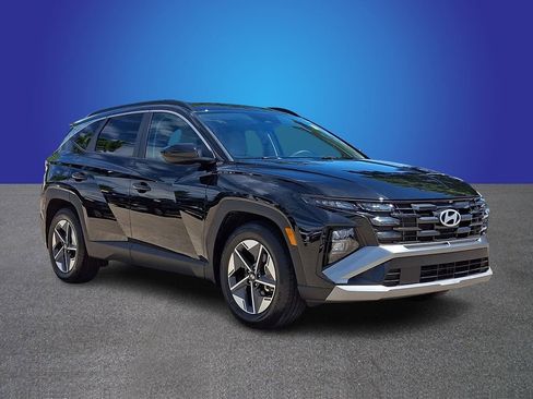 Used 2025 Hyundai Tucson SEL FWD image 3