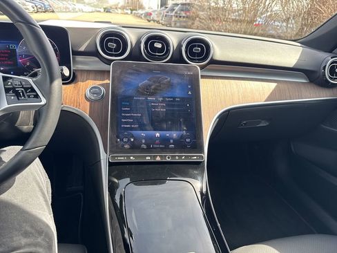 Used 2024 Mercedes-Benz C 300 4MATIC Sedan image 21