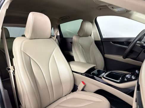 Used 2022 Lincoln Nautilus AWD w/ Premium Package image 32