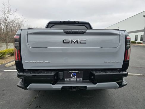 Used 2024 GMC Sierra EV Denali image 7
