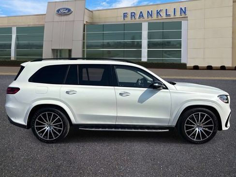 Used 2024 Mercedes-Benz GLS 450 4MATIC image 8