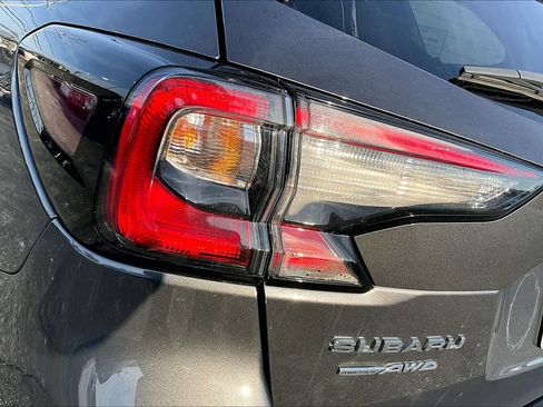 Used 2023 Subaru Outback Touring image 29