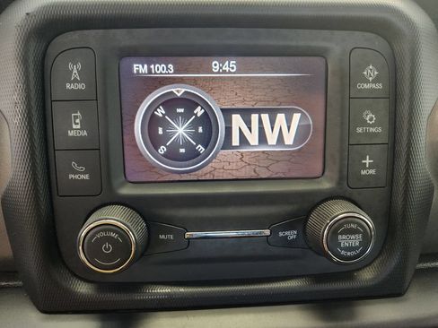 Used 2021 Jeep Wrangler Sport AWD/4WD image 16