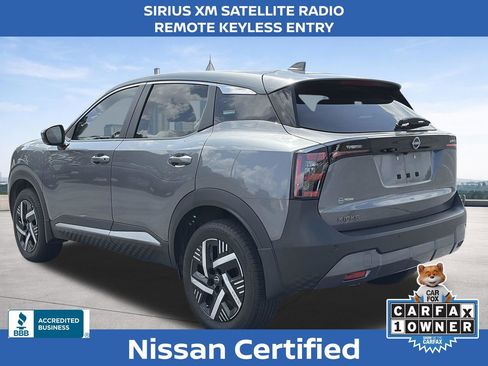 Certified 2025 Nissan Kicks SV FWD image 3