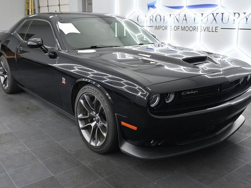 Used 2023 Dodge Challenger R/T Scat Pack RWD image 5
