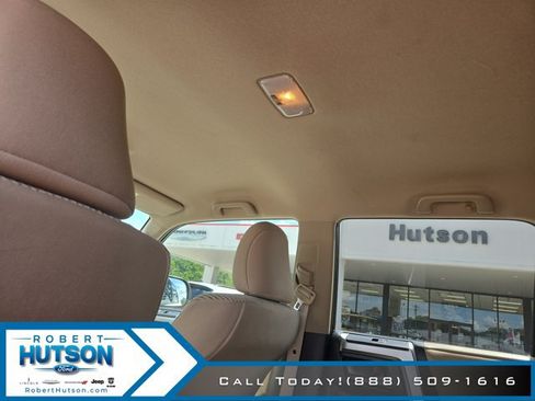 Used 2011 Toyota 4Runner SR5 AWD/4WD image 21