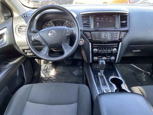 Used 2020 Nissan Pathfinder SV AWD/4WD image 8