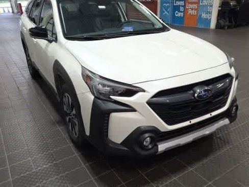 Used 2024 Subaru Outback Limited AWD/4WD image 2