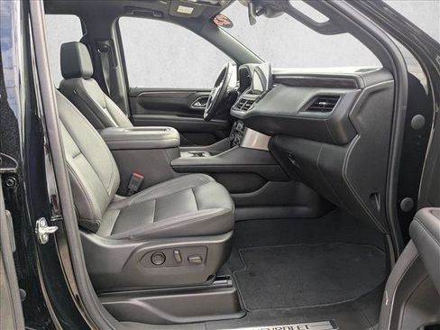 Used 2023 Chevrolet Tahoe Z71 w/ Luxury Package image 23