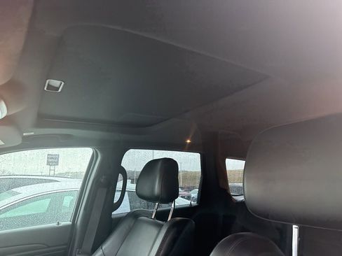 Used 2020 Jeep Grand Cherokee Altitude image 10