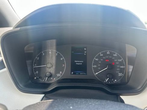 Used 2025 Toyota Corolla SE FWD image 13