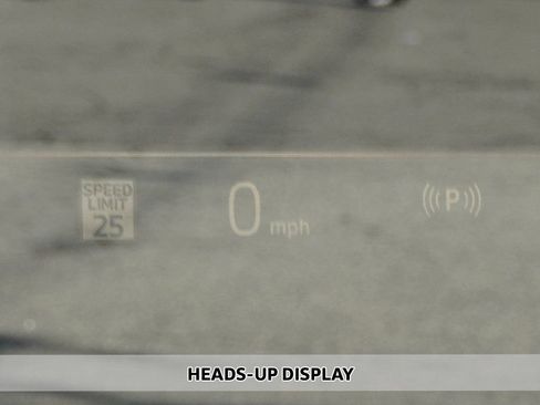 Used 2023 BMW X7 xDrive40i w/ Parking Assistance Package image 5