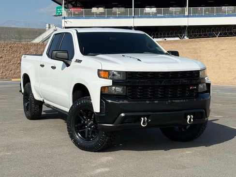 Used 2020 Chevrolet Silverado 1500 Custom Trail Boss w/ Custom Convenience Package image 3