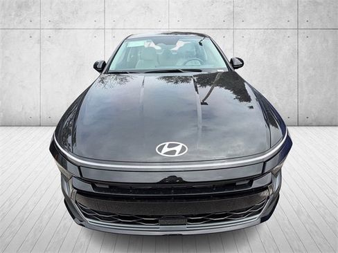 New 2026 Hyundai Sonata SE image 2