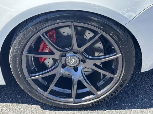 Used 2015 Cadillac CTS V RWD image 17