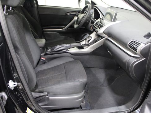 Used 2019 Mitsubishi Eclipse Cross LE AWD/4WD image 24