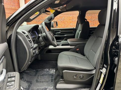 Used 2025 RAM 1500 Big Horn image 22