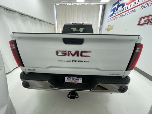 New 2026 GMC Sierra 3500 SLE w/ SLE Value Package AWD/4WD image 8