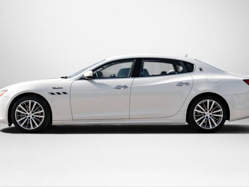 Used 2022 Maserati Quattroporte Modena RWD image 8